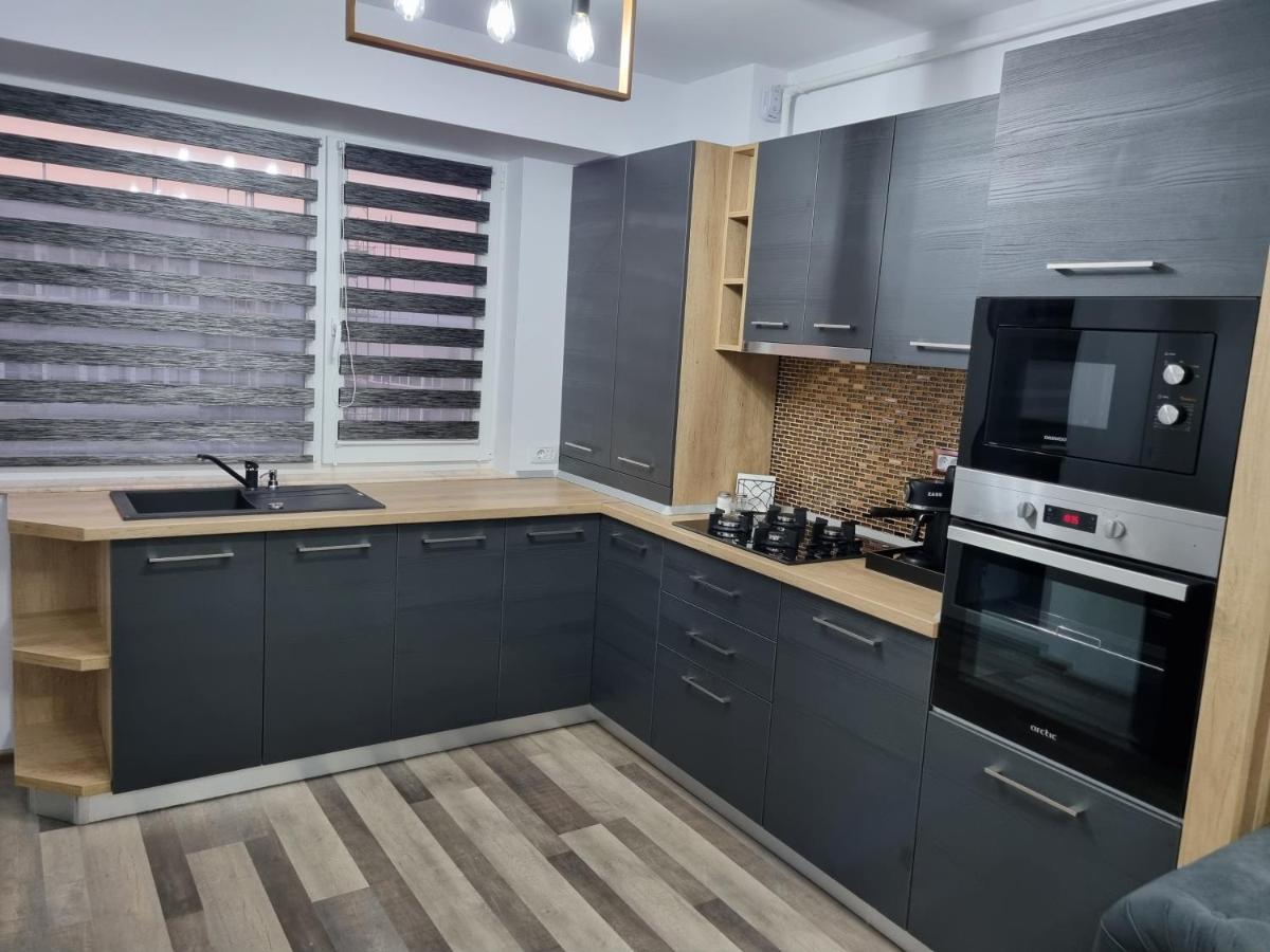 Luxury Apartments Bacau Exterior photo